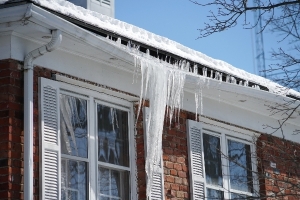 What You Need to Know About Water Damage and Spring Snow Melting