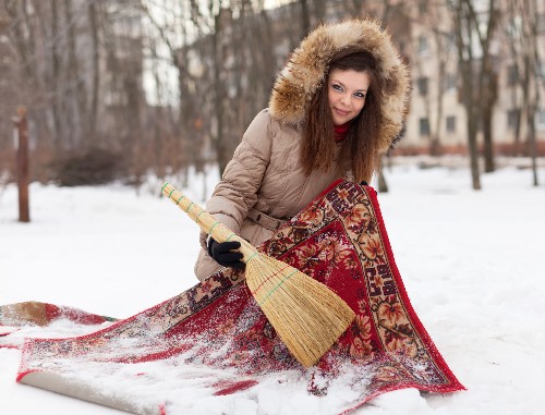 Winter carpet cleaning that will be easy for you and improve your home's air quality.